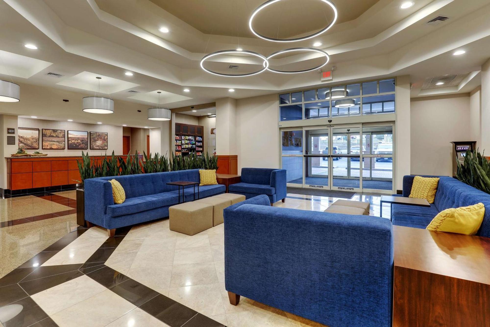 Drury & St. Louis Hotel 3*